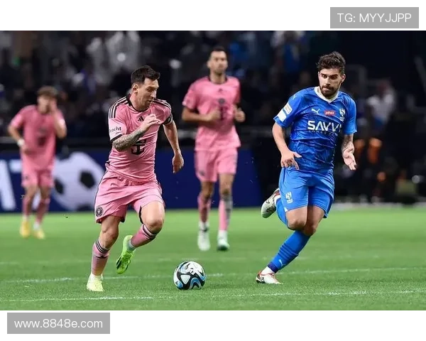 欧洲足球明星伊万的传奇旅程与辉煌成就解析